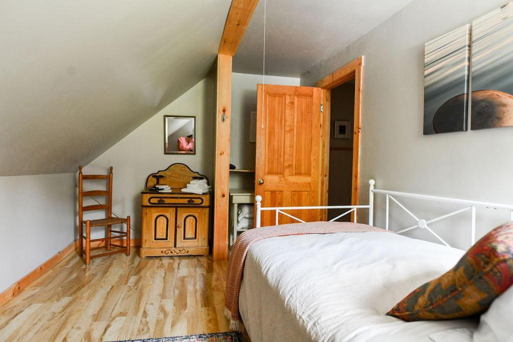 Craftsbury Farmhouse 外观 照片